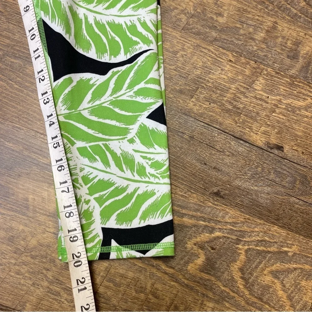 ALO Yoga Leggings Womens XS High Waist Capri Green Palm Springs Print Pants